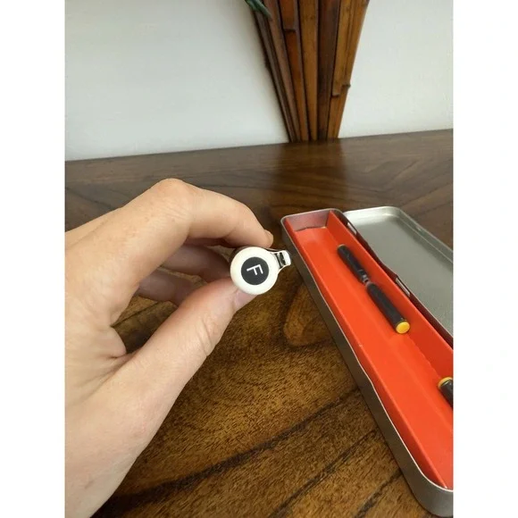 RARE Rotring ArtPen Lettering M Fountain Pen NOS Unused w/ Original Metal Box - Picture 5 of 11